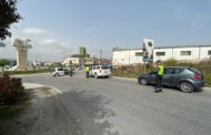 La Guardia Civil ha detenido a cinco personas como supuestas autoras de varios delitos en dos operativos distintos desarrollados en Baena
