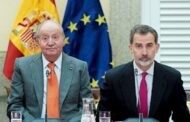 Juan Carlos I notifica su marcha fuera de España a Felipe VI