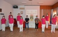 Fuente-Tójar entrega el nuevo uniforme de trabajo al personal del Servicio de Ayuda a Domicilio