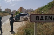 La Guardia Civil detiene en Baena a tres personas como supuestos autores de un delito de robo con violencia e intimidación y otro de allanamiento de morada