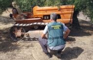 La Guardia Civil detiene a un vecino de Cañete de las Torres como supuesto autor de un hurto de un tractor