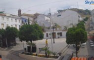 La plaza del Ayuntamiento de Carcabuey, a la vista de todo el mundo