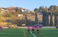 El equipo senior del Almedinilla Atlético gana con goleada en Doña Mencía