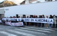 Una plataforma de madres reclama atención pediátrica en Almedinilla