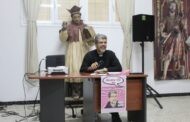 El párroco de Almedinilla presenta su nuevo CD 