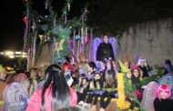 Los niños de Almedinilla arropan la Cabalgata de los Reyes Magos en el día más especial del año