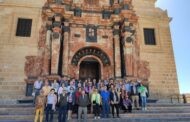 El colectivo del Hogar del Pensionista de Almedinilla disfruta en la Manga del Mar Menor