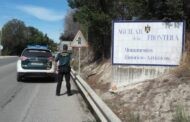 La Guardia Civil ha detenido en Aguilar de la Frontera a una persona y ha investigado a otra como presuntos autores de un delito de robo con violencia e intimidación