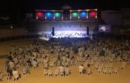 Cerca de un millar de miembros de la Iglesia Evangélica Filadelfia se reúnen en el Coliseo de Almedinilla