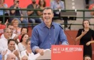 “No es Sánchez, somos nosotros”: veteranos del PSOE andaluz se rebelan contra los ataques al 'sanchismo'