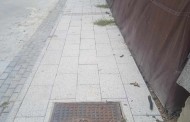 Falta de responsabilidad de algunos propietarios de mascotas en la calle Escala