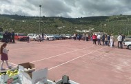 Brácana reúne a decenas de aficionados en una concentración de coches antiguos celebrada el 10 de mayo