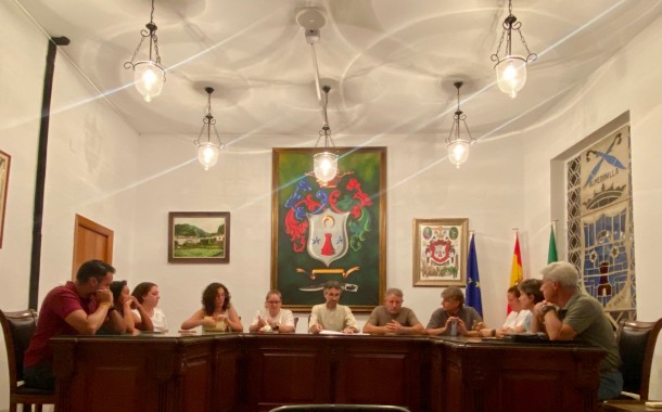 El agua, el albergue municipal y la convivencia ciudadana centran el pleno del Ayuntamiento de Almedinilla