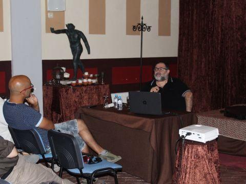 Francisco Romero Marugán diserta sobre los serios y campos de batalla en el Cabezo de Alcalá de Azaila en los siglos II y I a. C.
