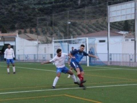 Los equipos del Almedinilla Atlético no puntuan en La Victoria y Municipal Antonio Pulido