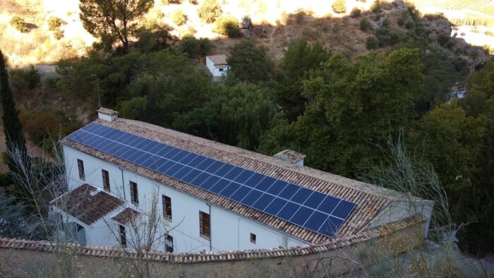 NUEVA INSTALACIÓN SOLAR FOTOVOLTAICA PARA BOMBEO DE AGUA EN ALMEDINILLA