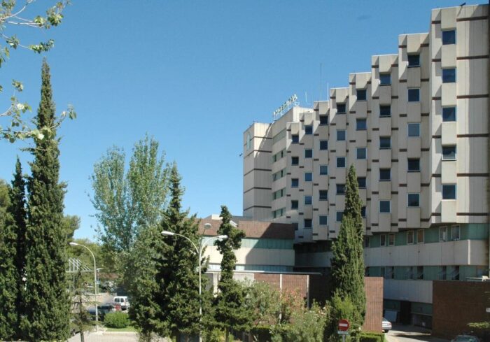 El hospital de Cabra cerrará más de 60 camas este verano