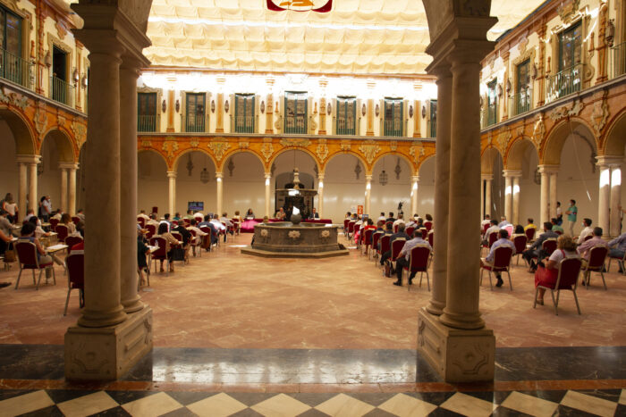 La Diputación de Córdoba pone diez millones de euros a disposición de los municipios “garantizando su reparto equilibrado y la autonomía local”