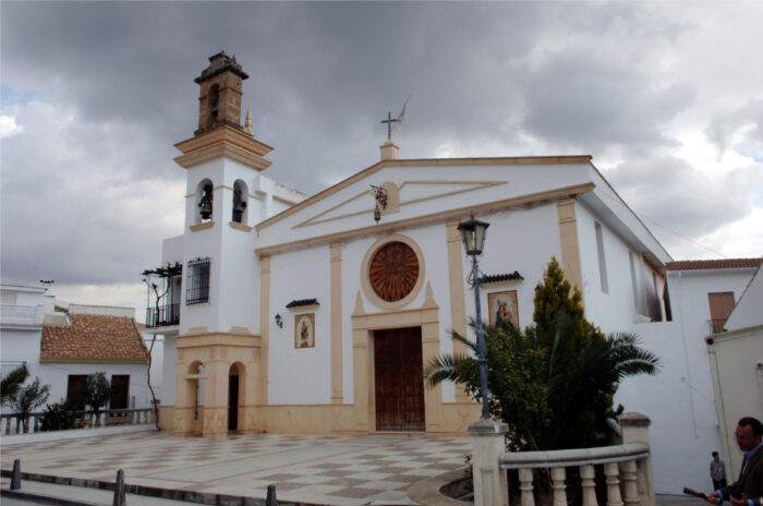 La Parroquia de Almedinilla suspende la misa del Cementerio el día de los Difuntos