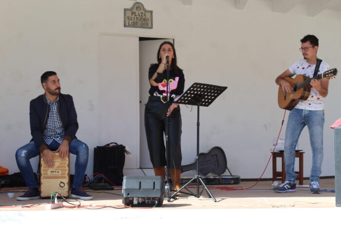 La aldea de Los Ríos cambia el Flamenco-Pop de 