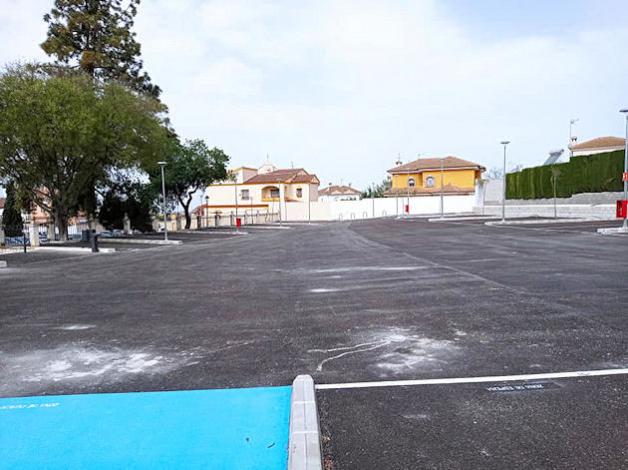 Cabra crea una nueva zona de autocaravanas que cuenta con 23 plazas
