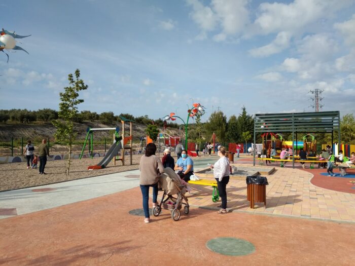 El Jardín de Juno, nueva zona de ocio infantil de Almedinilla abre sus puertas