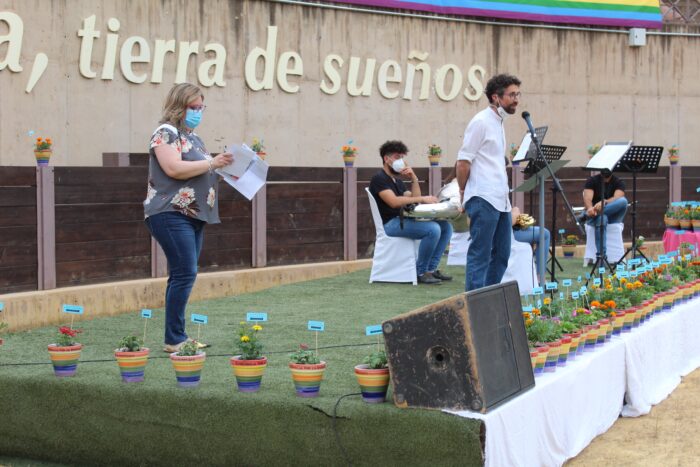 Emotivo acto de presentación