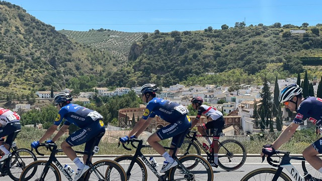 La segunda etapa de la Vuelta Ciclista Andalucía pasa por Almedinilla