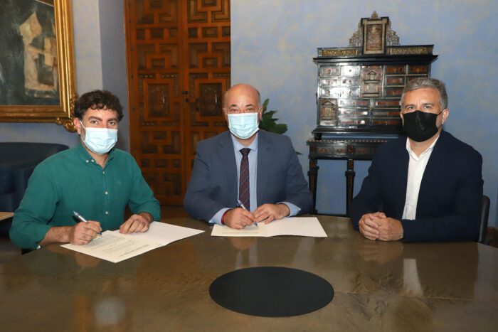 La Diputación trabajará junto a 'Subbética Ecológica' en la implantación de huertos urbanos en los municipios de la provincia