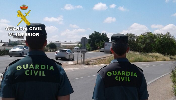 La Guardia Civil detiene a dos personas e investiga a otras cuatro en Montilla por la supuesta comisión de varios delitos contra el patrimonio