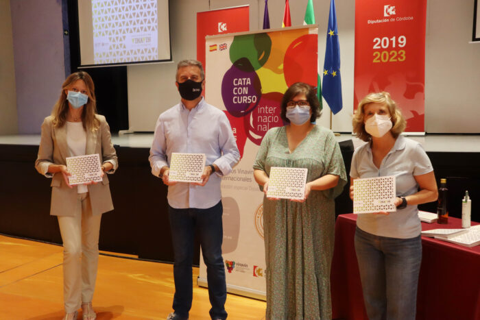 La Guía de Vinagres Vinavin, única en el mundo de este tipo, ve la luz incluyendo a los participantes de dos ediciones del Concurso Internacional