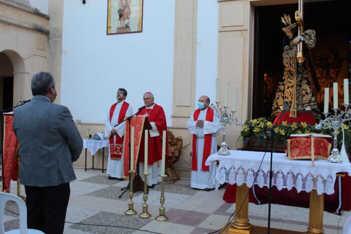 El Nazareno y la Banda Municipal de Música de Almedinilla ponen el broche de oro a la Feria 2021