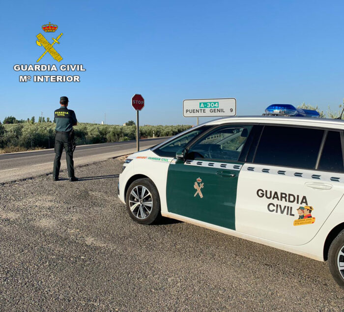 La Guardia Civil investiga a tres personas en Puente Genil como supuestos autores de cuatro delitos de robo en viviendas
