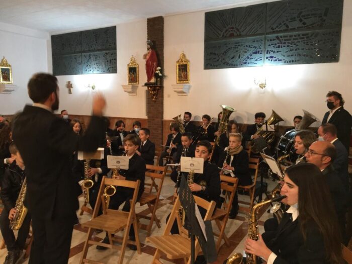 La Banda Municipal de Música de Almedinilla celebra el día de Santa Cecilia