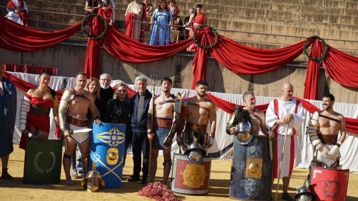 El Coliseo de Almedinilla acogerá otra secuencia del documental histórico ‘Séneca y Lucano, el imperio de la virtud’