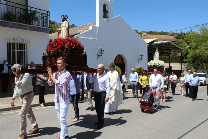 Después de dos años de pandemia, Brácana procesiona la Virgen de Fátima y Sagrado Corazón de Jesús