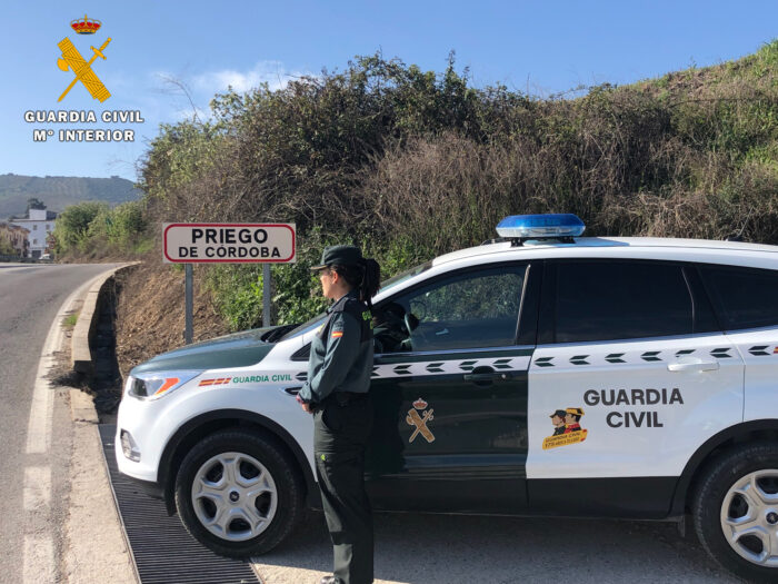 La Guardia Civil auxilia a dos jóvenes que se habían perdido y desorientado en un tramo del Río Salado-Zagrilla de Priego de Córdoba