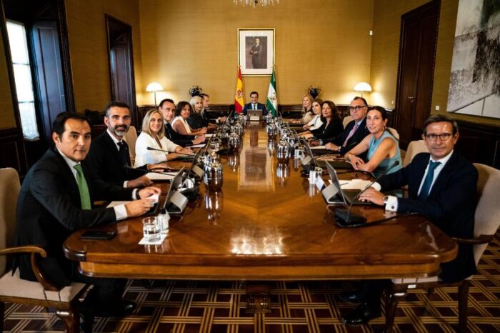 La Junta de Andalucía crea la Dirección General de Enseñanza Concertada