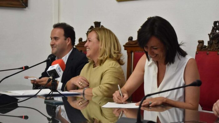 Firmado el acuerdo para la adquisición de Aguas de Priego por parte del Ayuntamiento