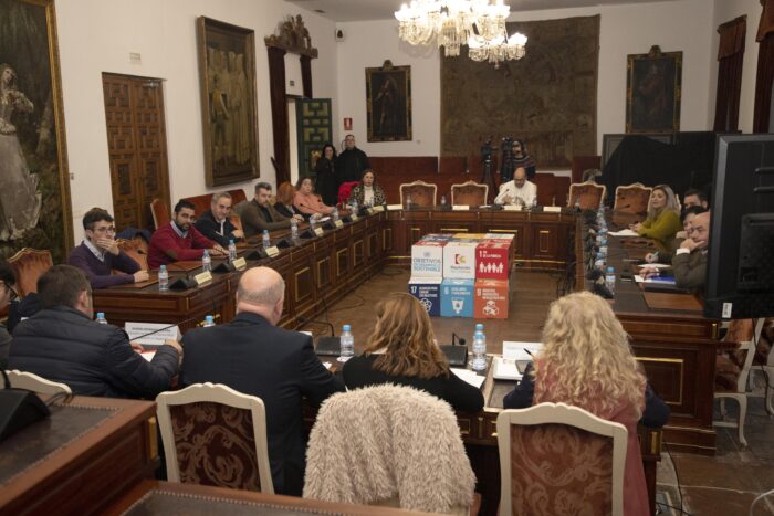 Los presupuestos de la Diputación de Córdoba para 2023 vuelven a batir récord alcanzando los 300,38 millones de euros, un 8,94% más que en 2022