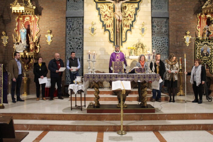 Juramento de cargos de la Junta de Gobierno de la Hermandad Virgen de los Dolores de Almedinilla