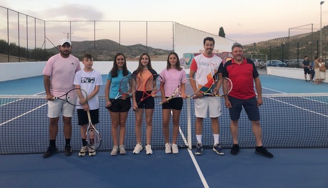 Inauguración de la renovada Pista de Tenis