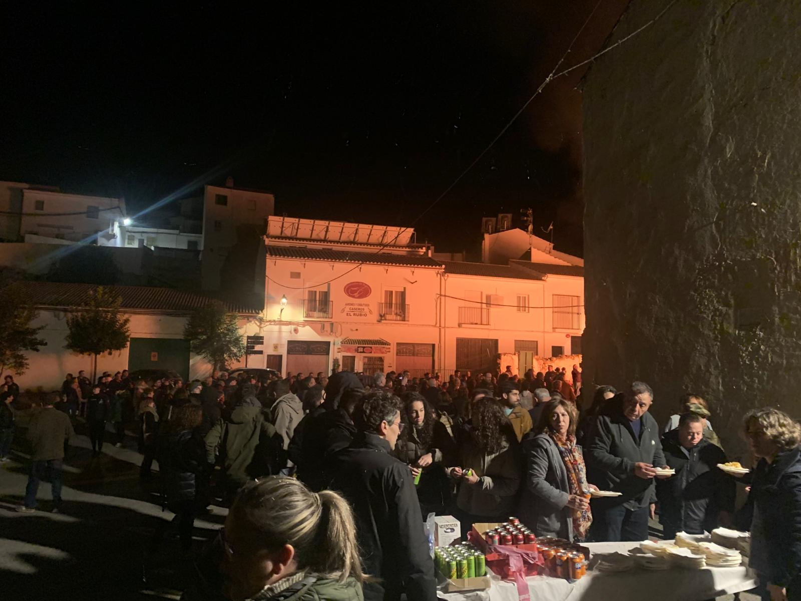 La Candelaria se vive intensamente en Almedinilla