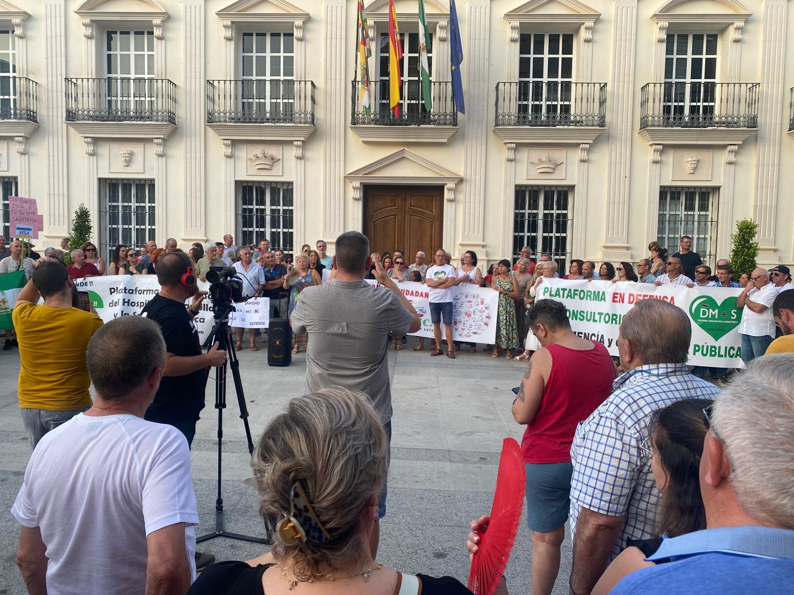 Concentración en defensa de la Sanidad pública