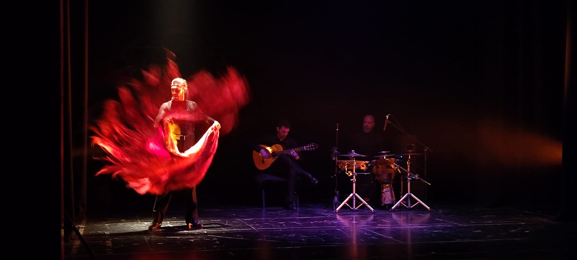 La temporada otoñal cultural de Almedinilla arranca con la impresionante obra