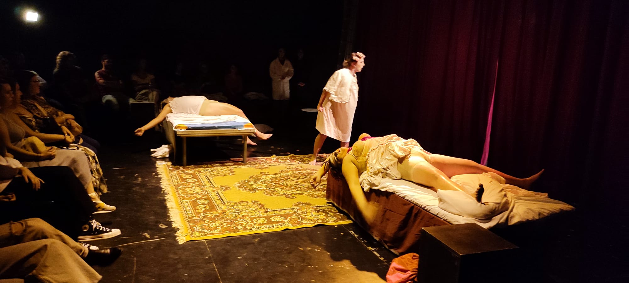 Espectacular jornada de teatro del alumnado de la ESAD de Córdoba en la casa de cultura