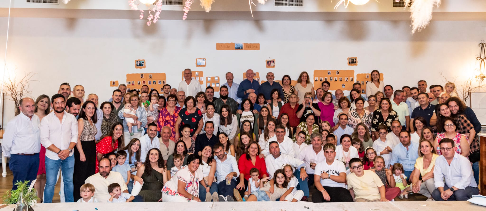 La familia Roldán celebra un emotivo reencuentro en el Rincón del Acebuche