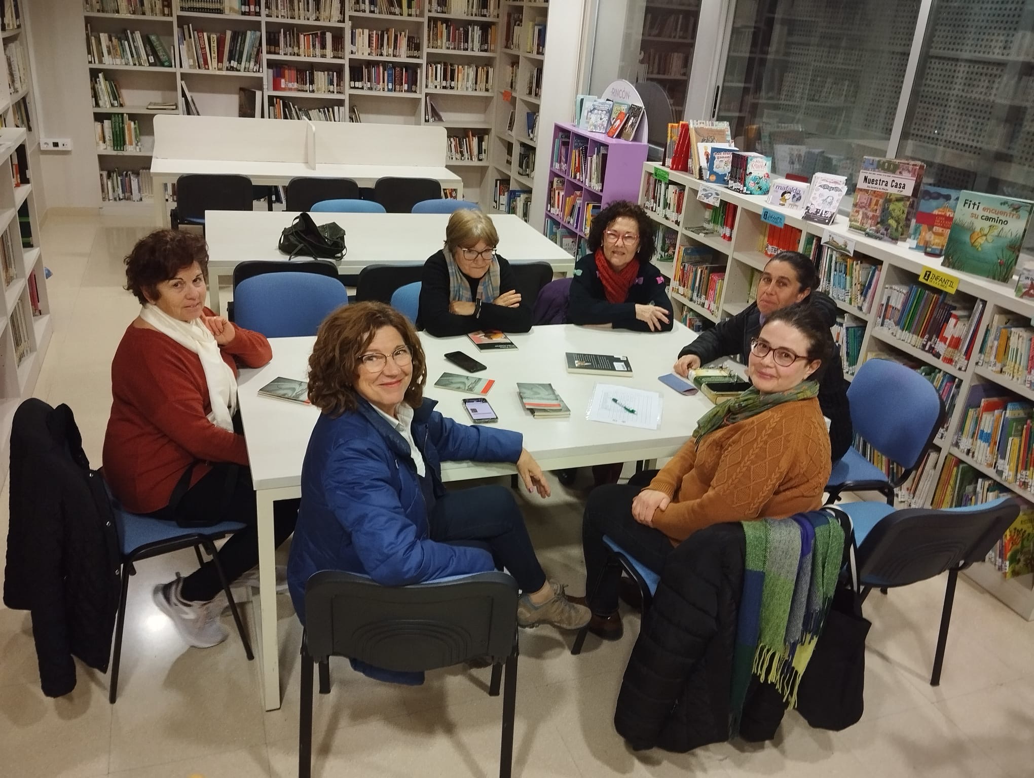 Reunión del club lector de Almedinilla