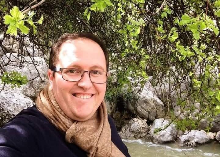 Nos complace anunciar, que la persona encargada de Pregonar la Semana Santa de Almedinilla 2025, será nuestro hermano D. Pedro J. Rodriguez Galera.