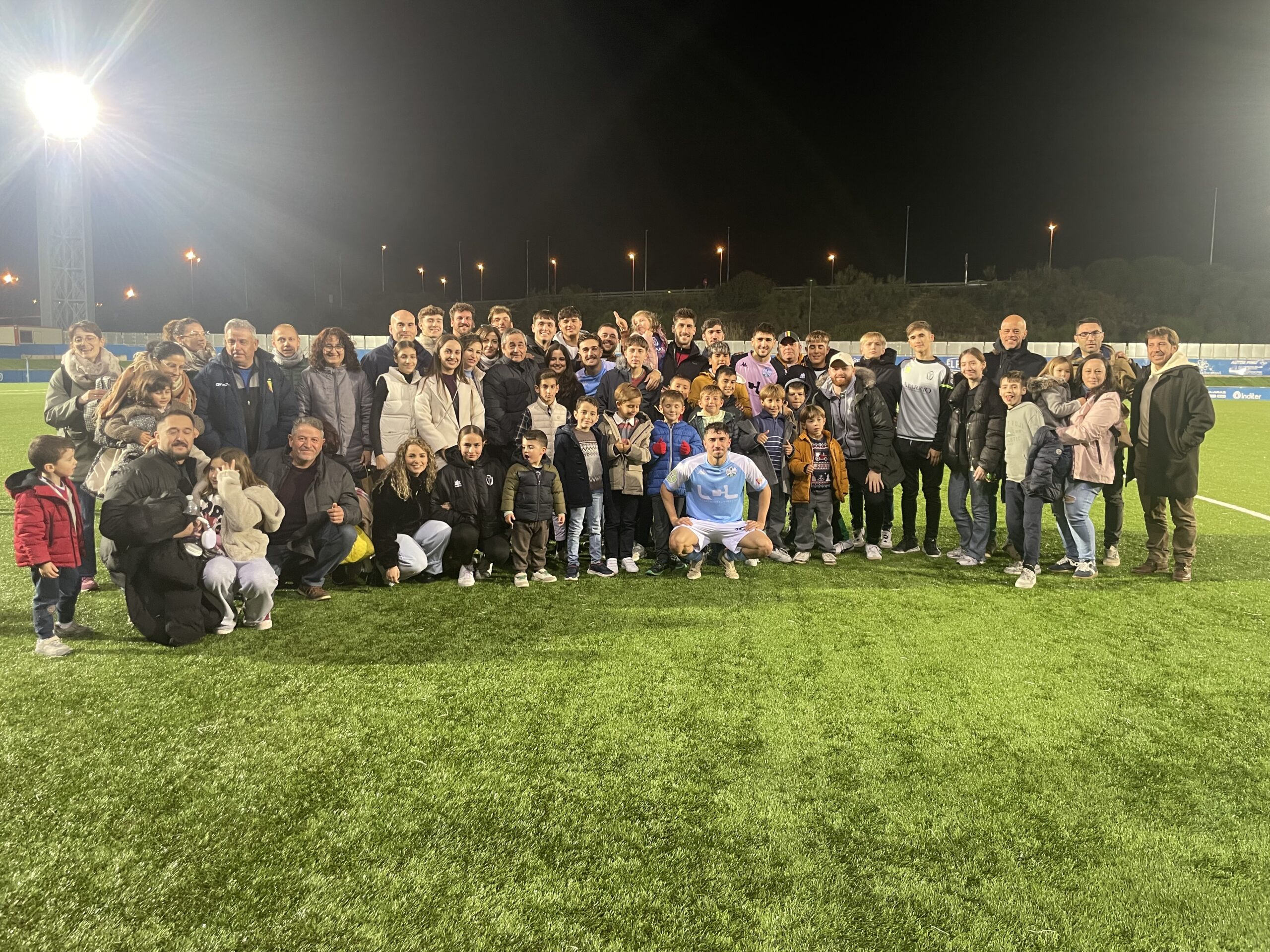 El Ciudad de Lucena invita a Almedinilla a un emocionante encuentro ante el Sevilla C